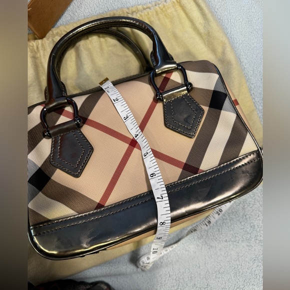 Burberry Beige/Metallic Nova Check PVC Chester Boston Bag used - Picture 14 of 16